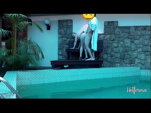 ❤️ Boss invita a cameriera à a piscina, ma ùn pudia resiste à un caldu ❤❌ Porno à porn co.shadbase-xxx.ru ☑